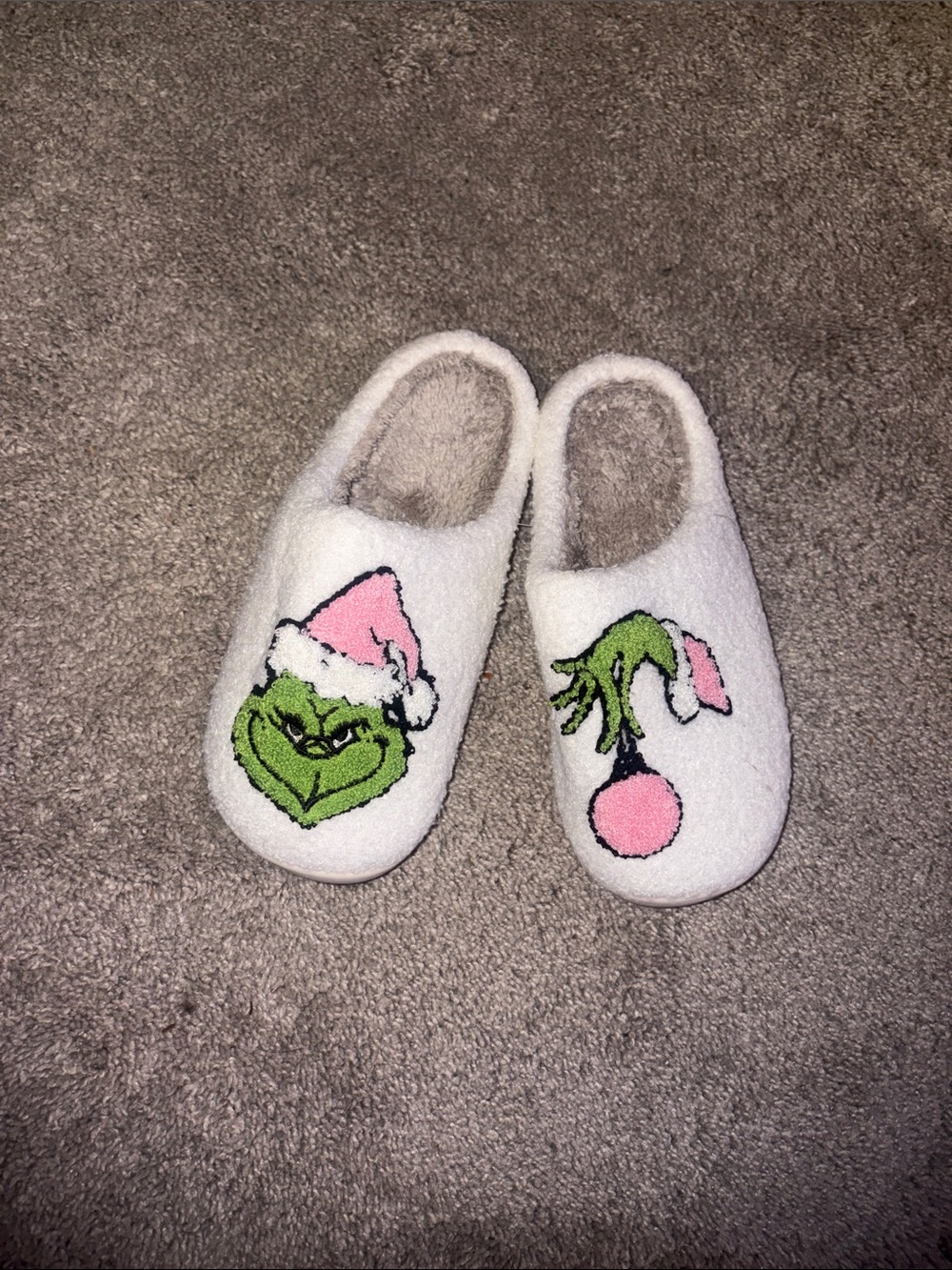 Cozy slip on grinch White Fuzzy Slippers with Pink Accents 11/12